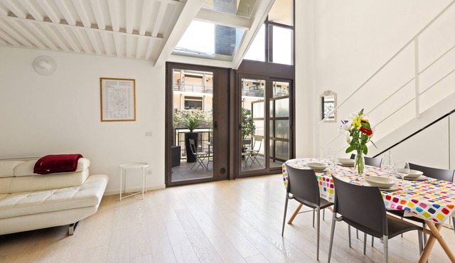Elegant Loft with balcony