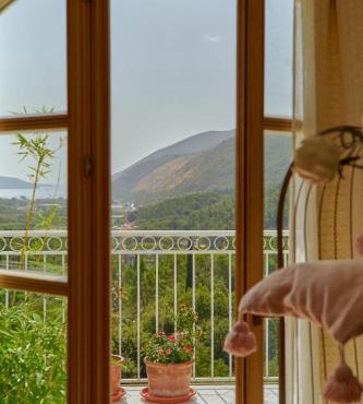 Elegant Lucici House with valley and sea view