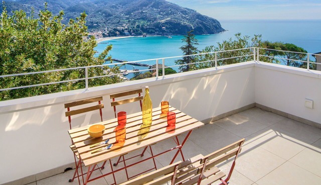 Elegant, panoramic apartment for 6 people