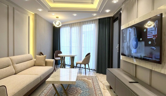 Elegant Studio next to Fisekhane & Marmaray