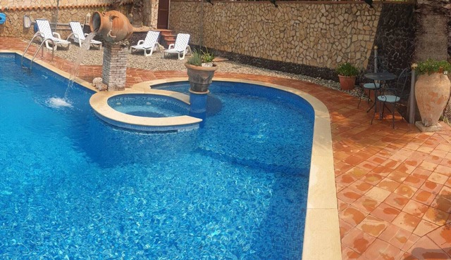 Elegant Villa with swimming pool.