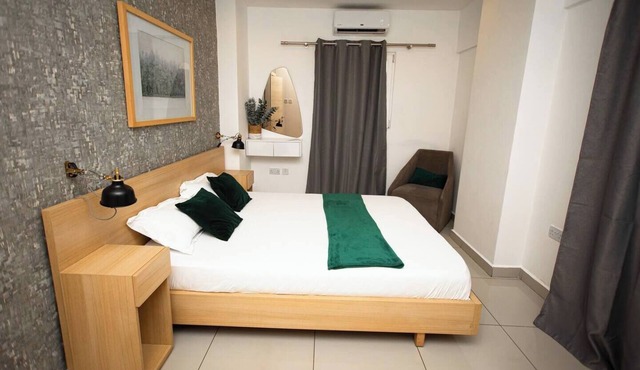 Elegantly designed one bedroom apartment @ Gallery