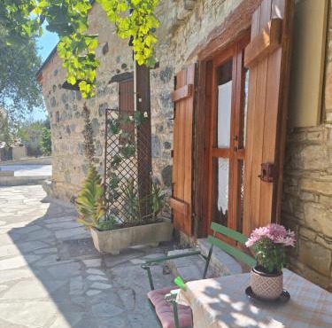 Eleni's Cottage