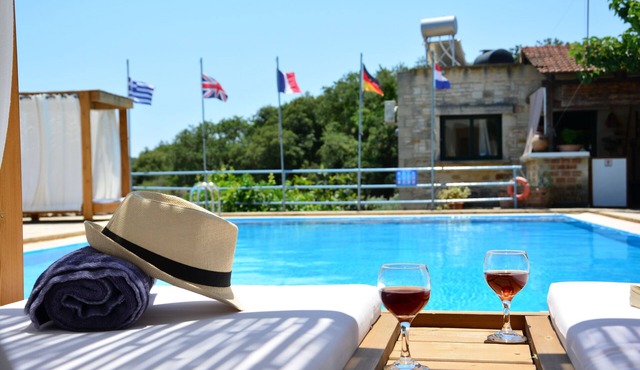 Elianthos Villa