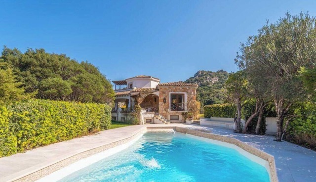 ELITE COLLECTION-VILLA GIULIA infinity pool and view