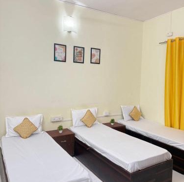 Elite Hostel- A Perfect Stay for Working Professional,Travellers