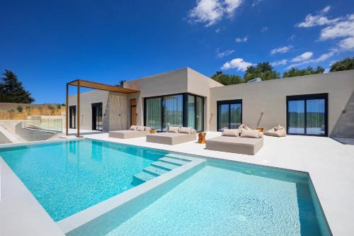 Elithos Villa