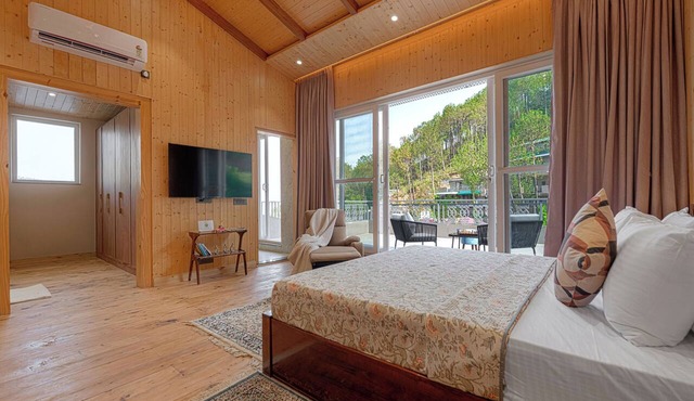 ELIVAAS Bask and Blessings 1 Room Suites