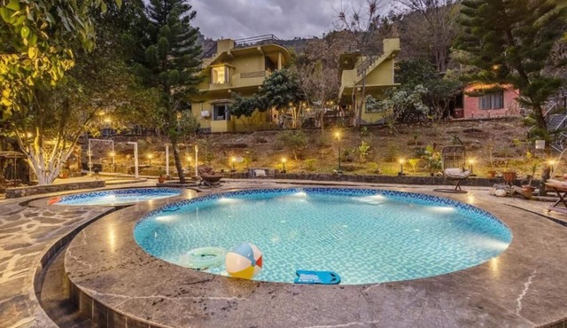 ELIVAAS Zephyr Luxury cottages