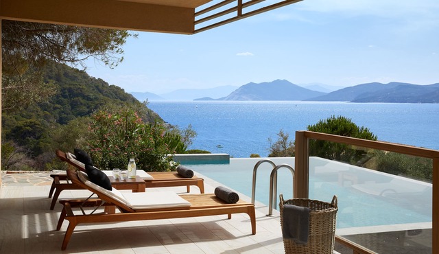 ELIVI Skiathos