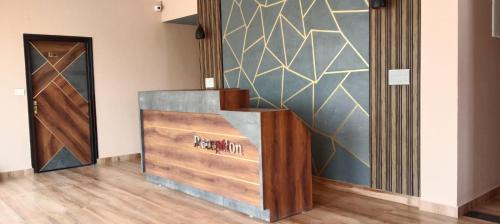 Elixir Boarding & Lodging