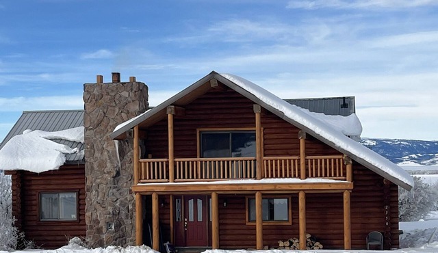 Elk Run-Entire basement-1000 sq ft.-Cleaning fee included. Sleeps 4-6.