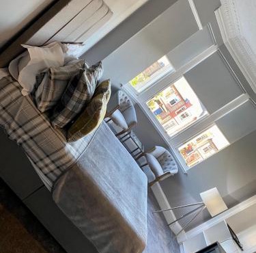 Ellwyn House