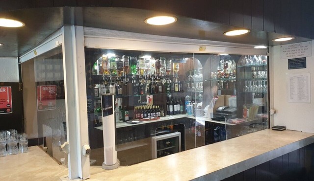Elmhurst Hotel