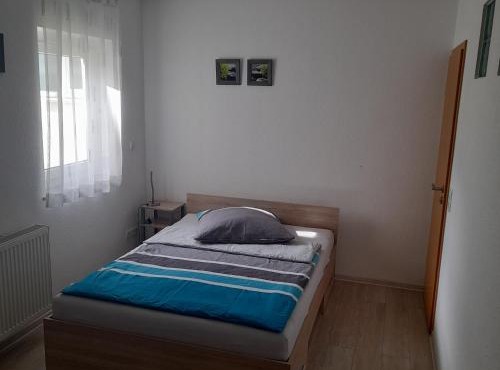 Eltinger Studio Apartment