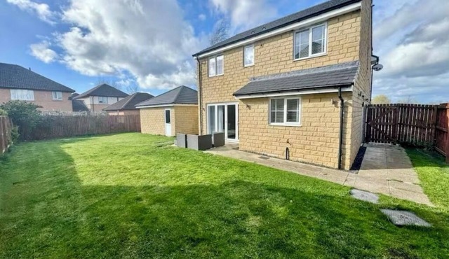 Elysian Escape, modern 5 bedroom house, sleeps 12