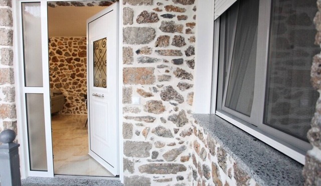 Elysian Stone Apartment II