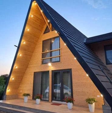 Ema House