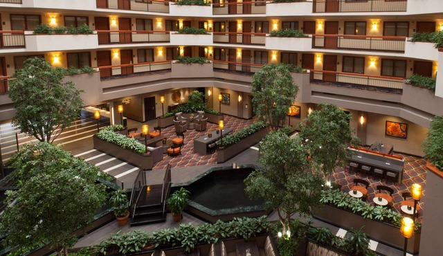 Embassy Suites by Hilton Austin The Domain Area