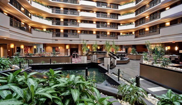 Embassy Suites by Hilton Dulles Airport