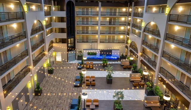 Embassy Suites by Hilton Seattle Bellevue