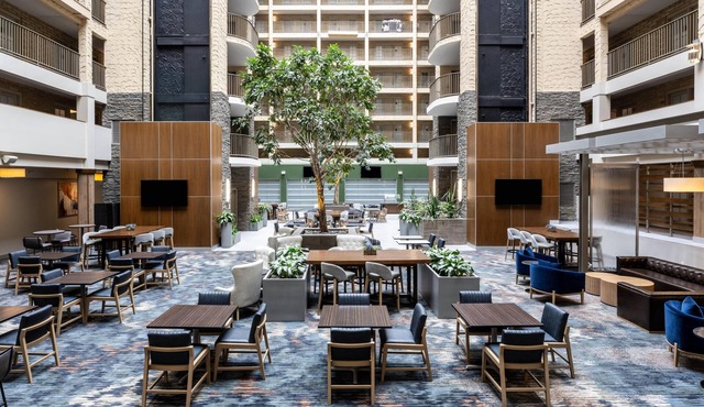 Embassy Suites by Hilton Minneapolis Bloomington Edina
