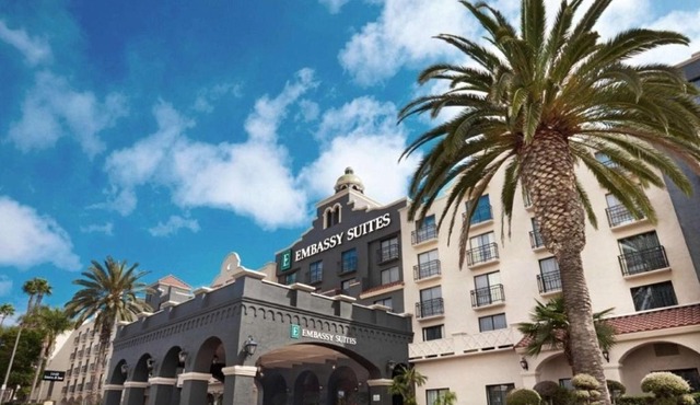 Embassy Suites by Hilton Los Angeles International Airport South