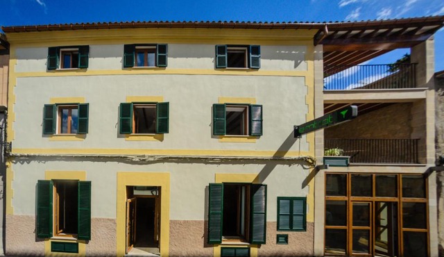 Embat - Hostel
