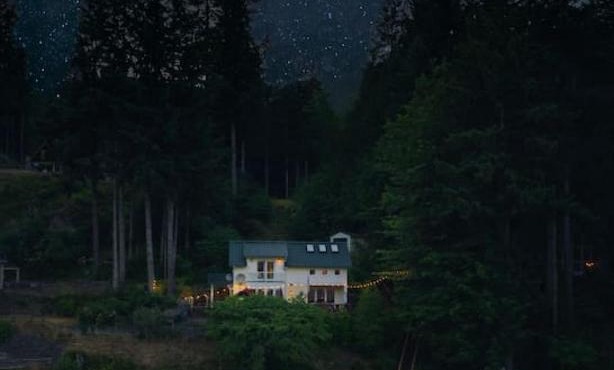 Emerald Haven Lakeside Paradise, Ultimate Retreat