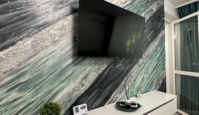 Emerald LUX Apartment