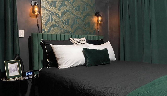 Emerald Oasis, Stylish & Clean close to NYC & airports