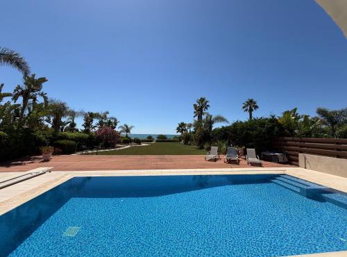 Emerald Seafront Residence