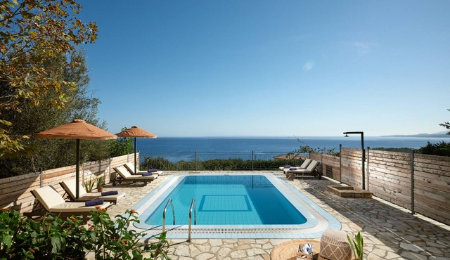 Emerald Superior Villa