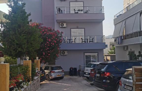 Emi's Villa