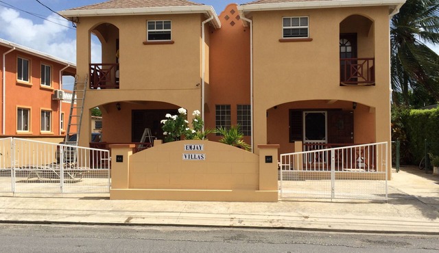 EMJAY VILLAS AT MIAMI BEACH AND OISTINS