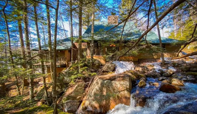 Enchanted N. Conway One-of-a-Kind Family Retreat