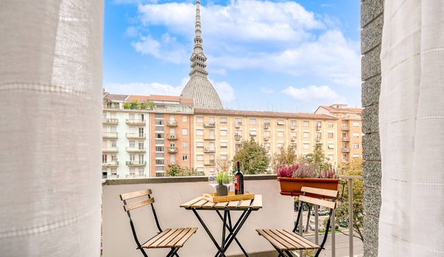 [Enchanting Mole View ] Two Suites & fast Wi-Fi