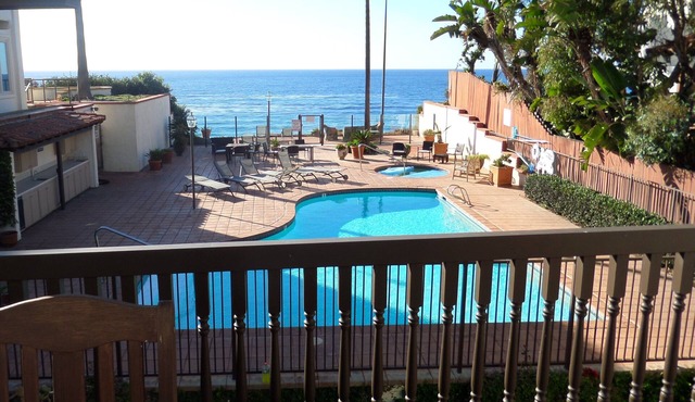 Encinitas Condo, Oceanfront, Jacuzzi, Downtown, Quiet