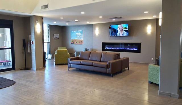 Encore Suites by Service Plus Inns