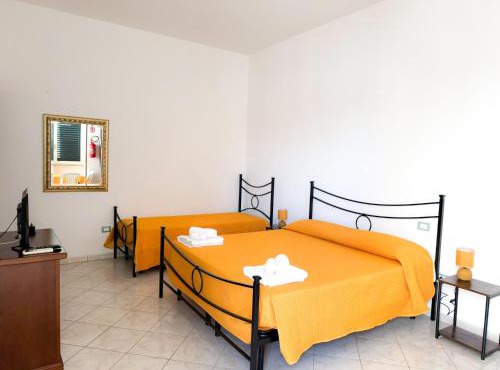 Endeka Apartments