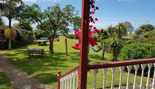 Endless Summer Lodge - Guesthouse