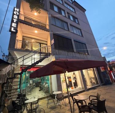 Englishman Hostel Shkoder Backpackers Instant Sleep