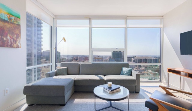 Enjoy city views with either king/king or king/queen beds and two bathrooms.