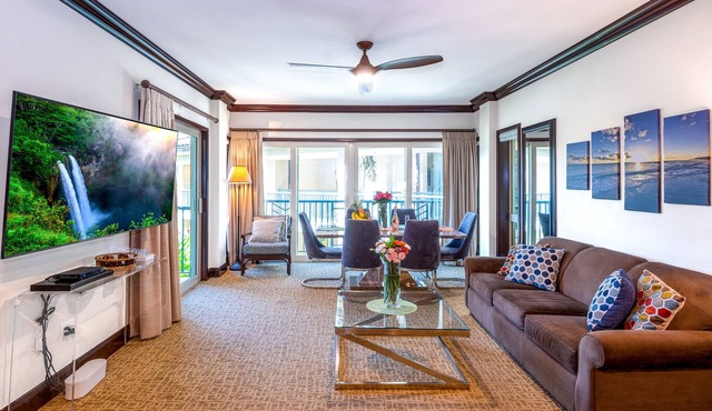 Enjoy Perfect Vacation at Luxury Beach Front Resort.