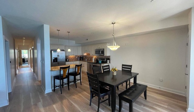 Enjoy sunsets @ spacious 3br/2ba lakefront condo #306-perfect for families