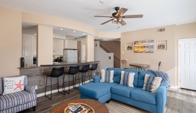 Enjoy the View of the Blue Pacific Ocean on a Private Balcony in Downtown Pismo!