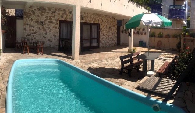 Enseada House with 5 Suites Near. TO THE SEA FOR FAMILIES
