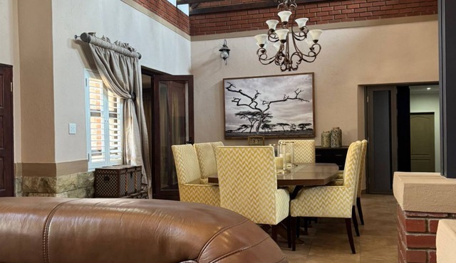 Entertainer’s Dream Home — 4 Bedrooms, Pool & Relaxing Outdoor Area
