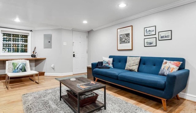 Entire 1-BR Apt in NoMa/Eckington