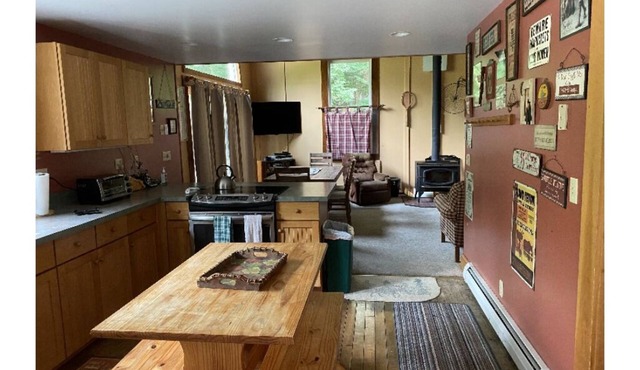 Entire Cabin - The Old Church - Mins from Stratton Mountain